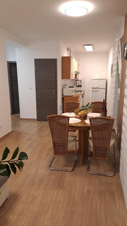 Greenline Pula Apartment Luaran gambar