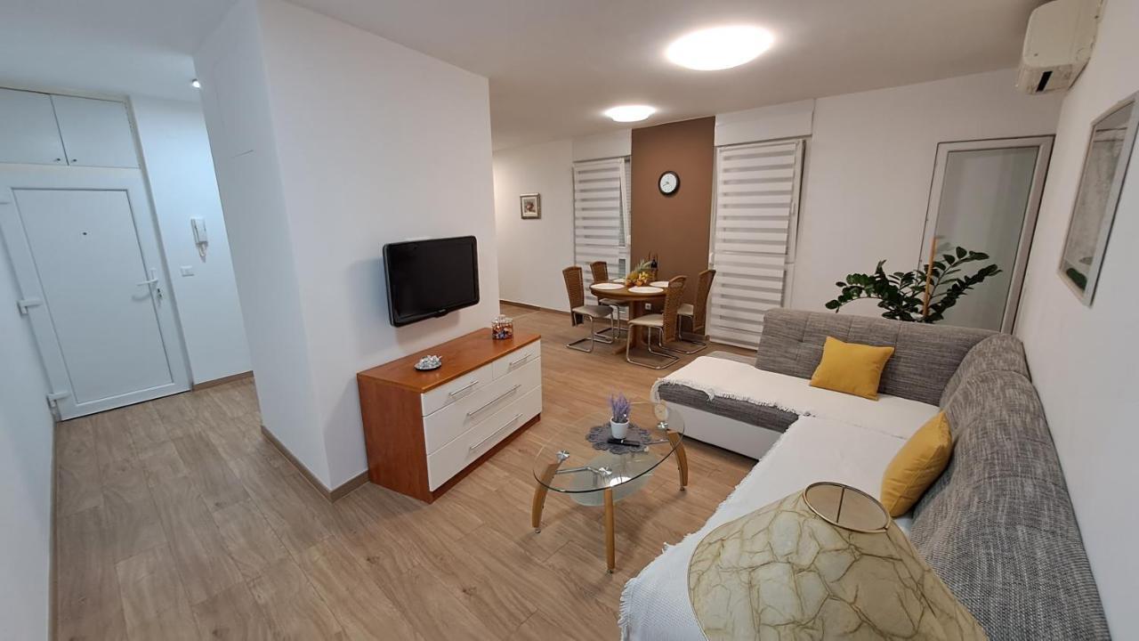 Greenline Pula Apartment Luaran gambar